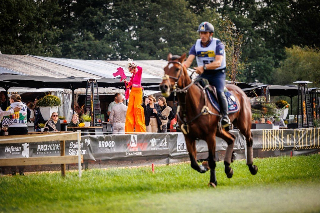 Paard en ruiter tijdens Military Boekelo